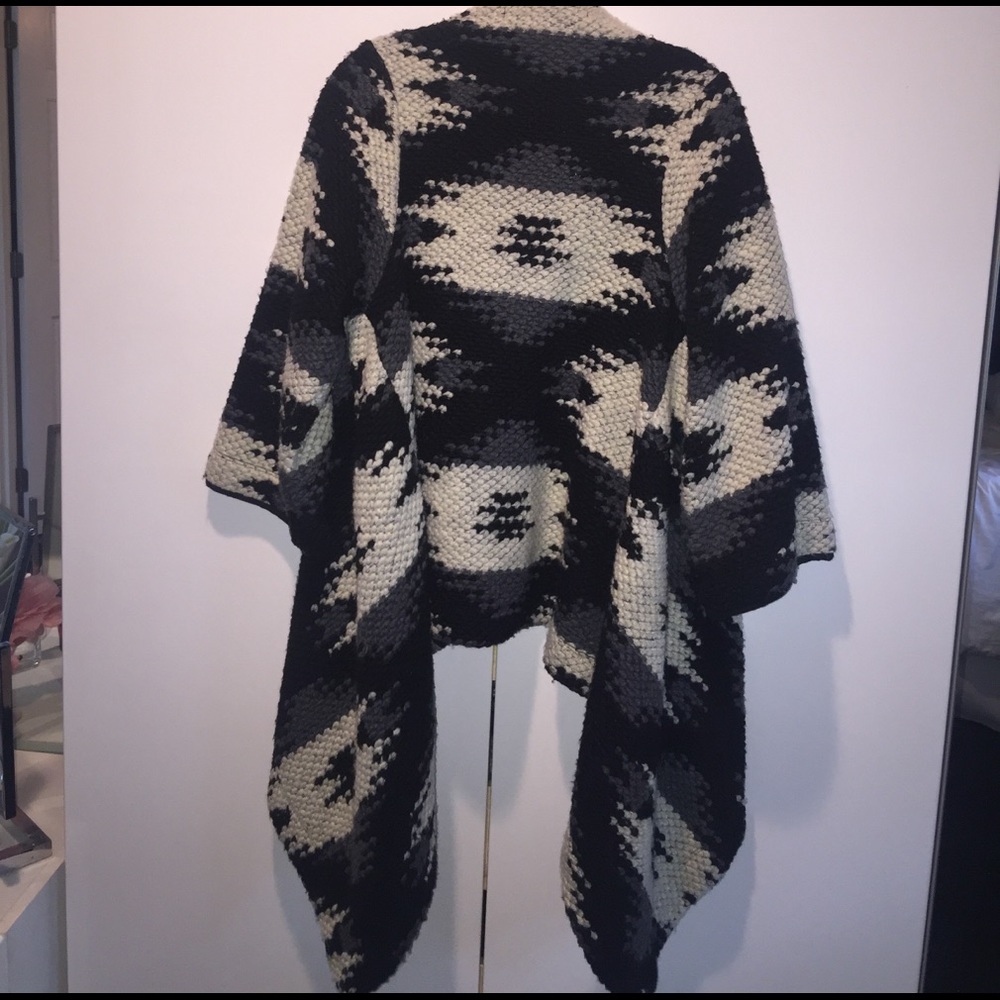 ❄️ DOLCE VITA Draped Neck Sweater Jacket - Picture 2 of 4